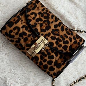 Beautiful diamond quilted animal print crossbody